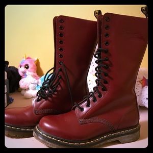 Doc Martens 1914 Style 14 eye Boots
